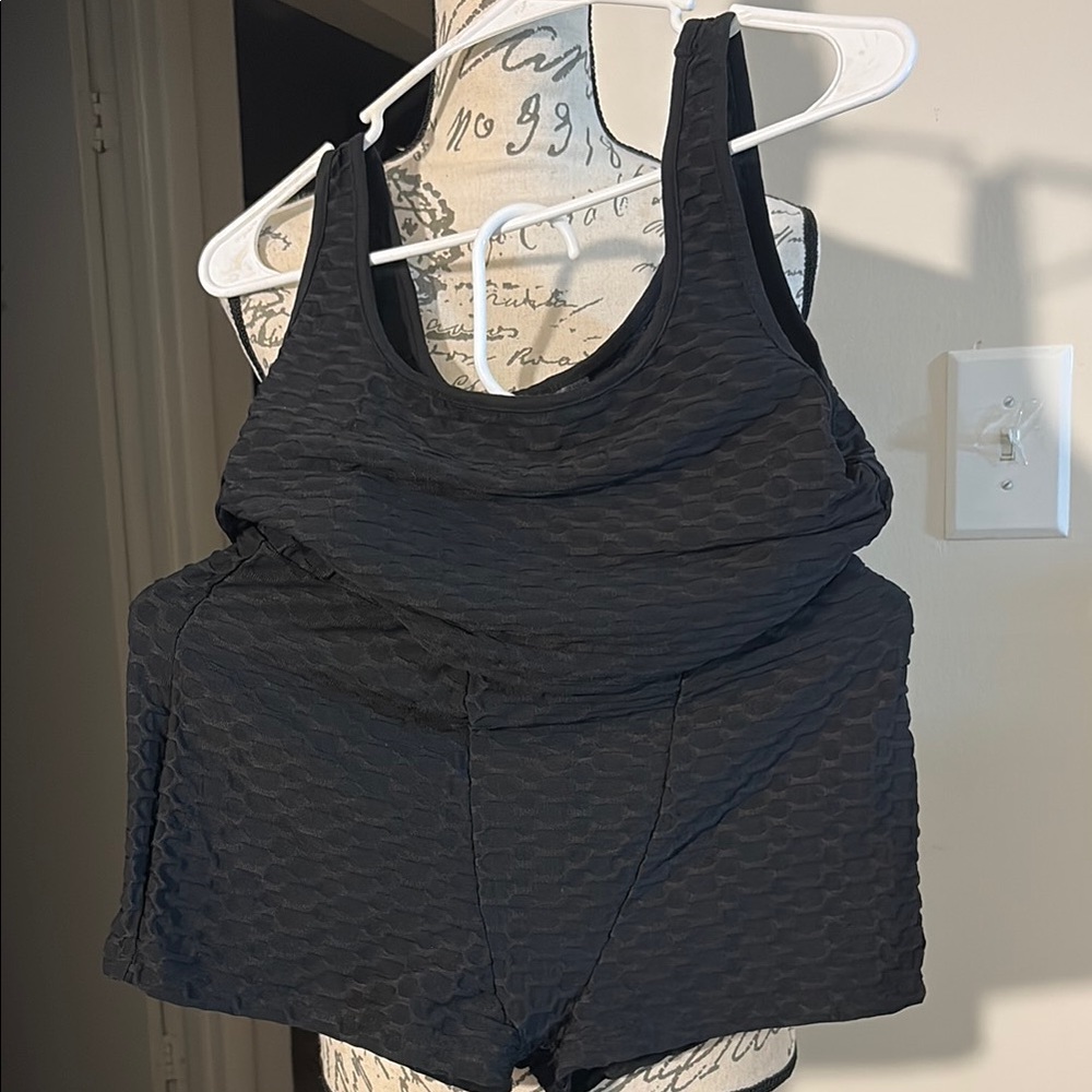 Black Textured Women's Spandex Short Set